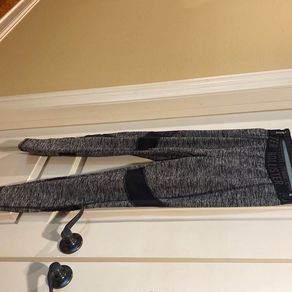 Hollister Workout Pants-Size Small
